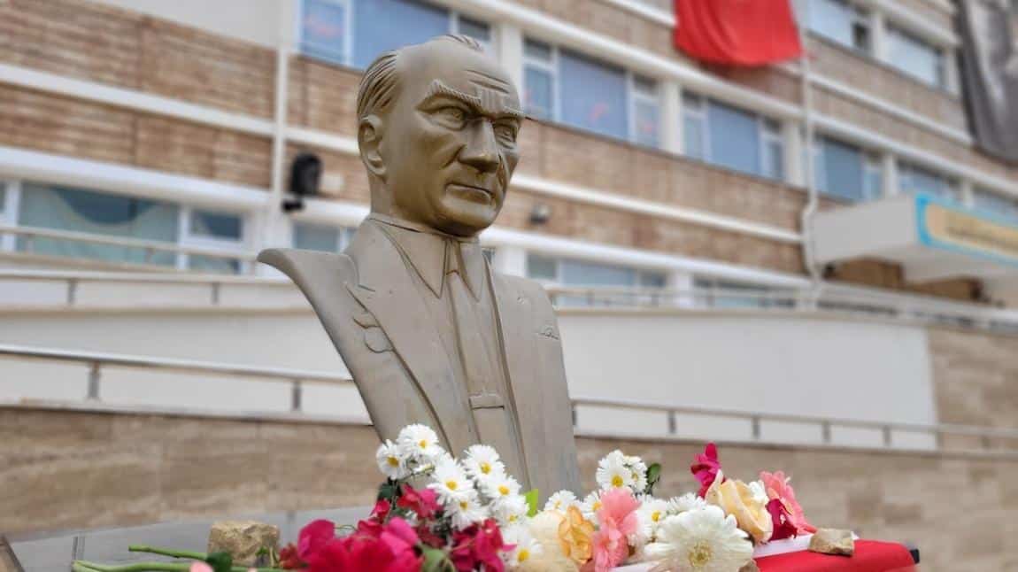 10 Kasım Atatürk'ü Anma Töreni